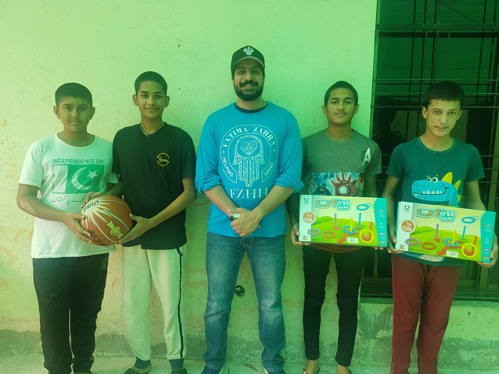 Lahore, Pakistan - Honoring URS/Union of Sayyidina Imam Ali ar-Rida ع & Shaykh Ahmad al-Faruqi as-Sirhindi ع by Serving Hot Meals, Distributing Toys & Providing Free Medical Check-ups with Prescriptions to Beloved Orphans