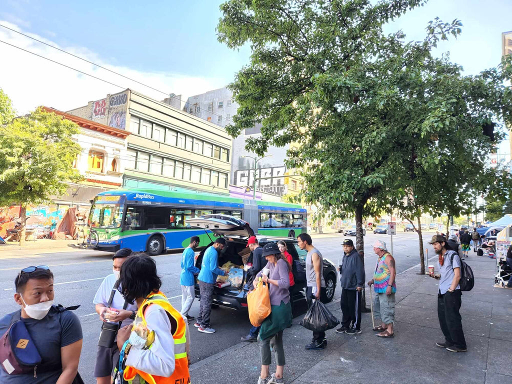 Vancouver, Canada - Honoring URS/Union of Sayyidina Mawlana Shaykh Yaqub al Charikhi ق ع by Distributing Lunch Sandwiches, Fruits & Chocolates to 300+ to Less Privileged People