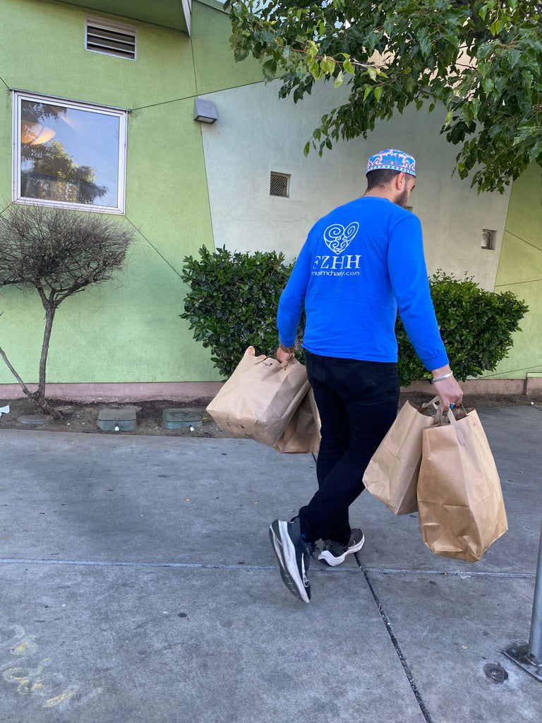 Oakland, California - Participating in Mobile Food Rescue Program by Preparing & Distributing 67+ Freshly Cooked Hot Meal Packages with Desserts at Local Community's Homeless Encampments & to Less Privileged People