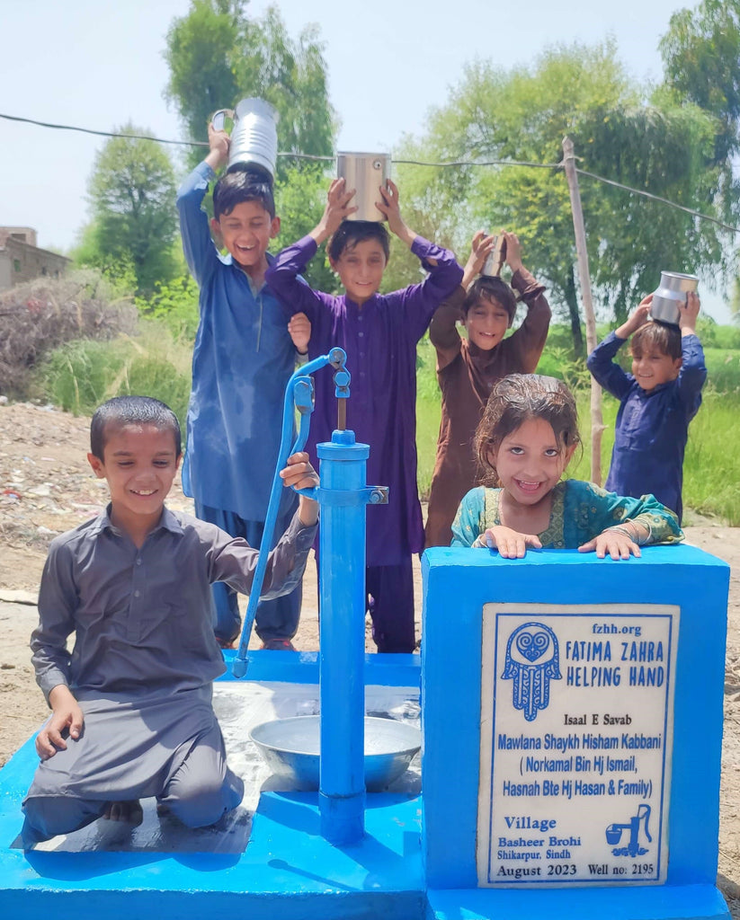 Sindh, Pakistan – Mawlana Shaykh Hisham Kabbani (Norkamal Bte Hj Hasan & Family) – FZHH Water Well# 2195