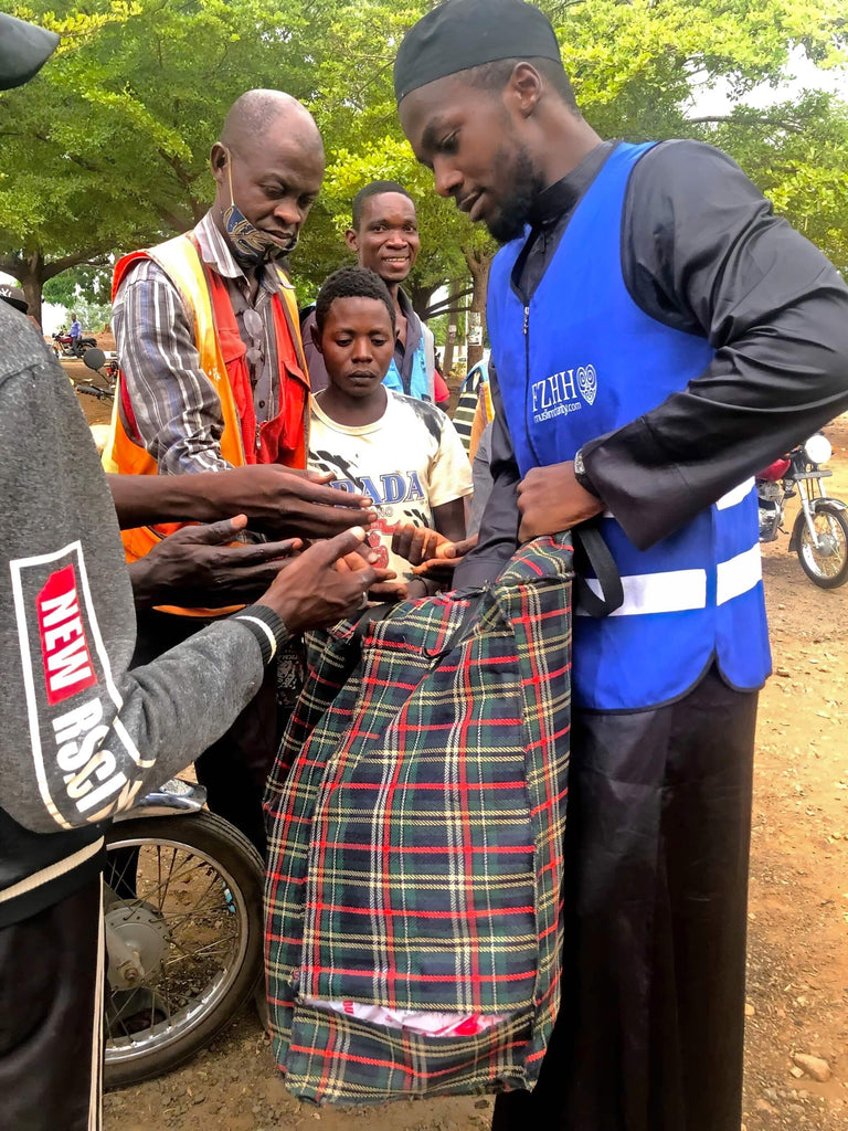 Nassarawa, Nigeria - Ramadan Program 24 - Participating in Month of Ramadan Appeal Program & Mobile Food Rescue Program by Distributing Hot Iftari Dinners to 140+ Homeless & Less Privileged People