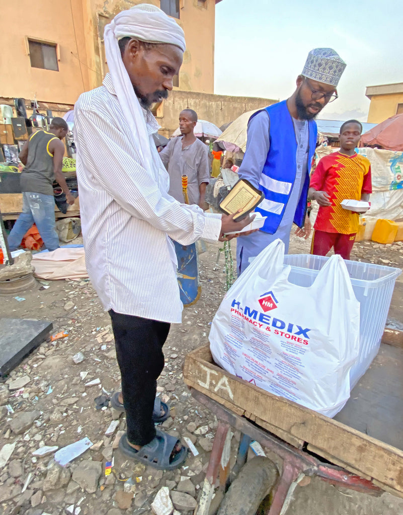 Abuja, Nigeria - Participating in Mobile Food Rescue Program by Distributing 50+ Hot Meals to Less Privileged Children, Women & Men