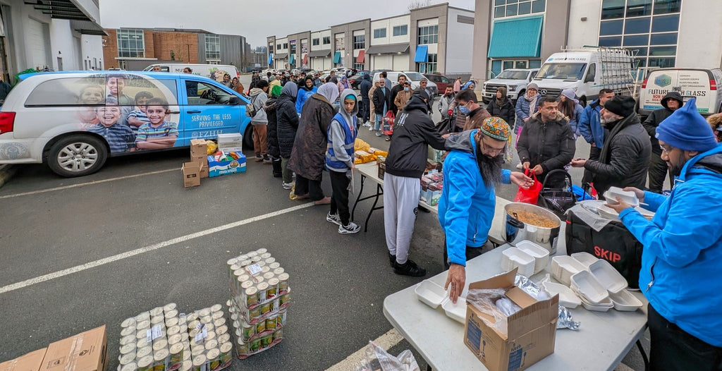 Vancouver, Canada - Participating in Mobile Food Rescue Program by Distributing Fresh Produce & Essential Groceries & Serving Hot Meals with Tea & Dessert to 300+ Families at Local Community's Muslim Food Bank