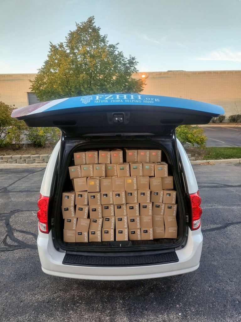 Chicago, Illinois - Honoring URS/Union Sharif of Sultan al Awliya Fard Alam Shahe Kul Mawlana Shaykh Shah Bahauddin Naqshband Uwaisi al Bukhari ق ع Hasani wal Husseini by Rescuing 900+ Ready to Cook Meals for Local Community's Hunger Needs