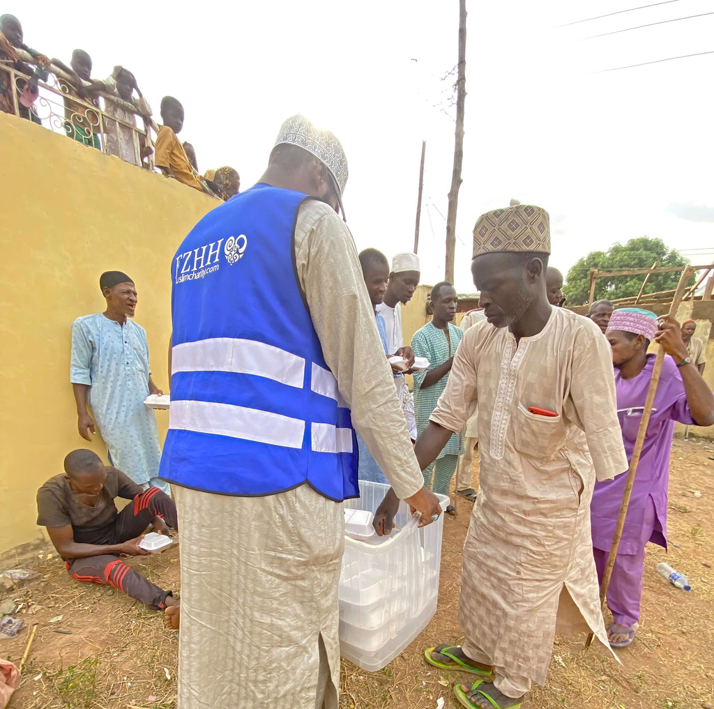 Abuja, Nigeria - Participating in Mobile Food Rescue Program by Distributing 200+ Hot Meals to Less Privileged Children & People with Disabilities