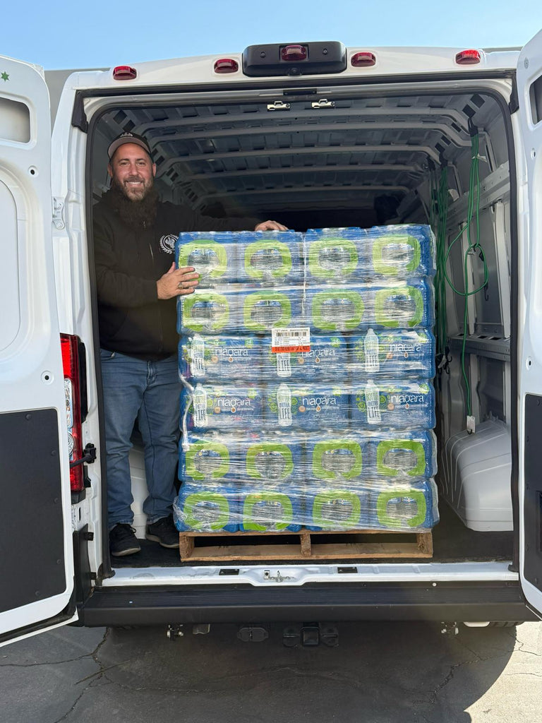 Los Angeles, California - Participating in Mobile Food Rescue Program by Rescuing 6000+ Water Bottles for Local Community's Drinking Needs