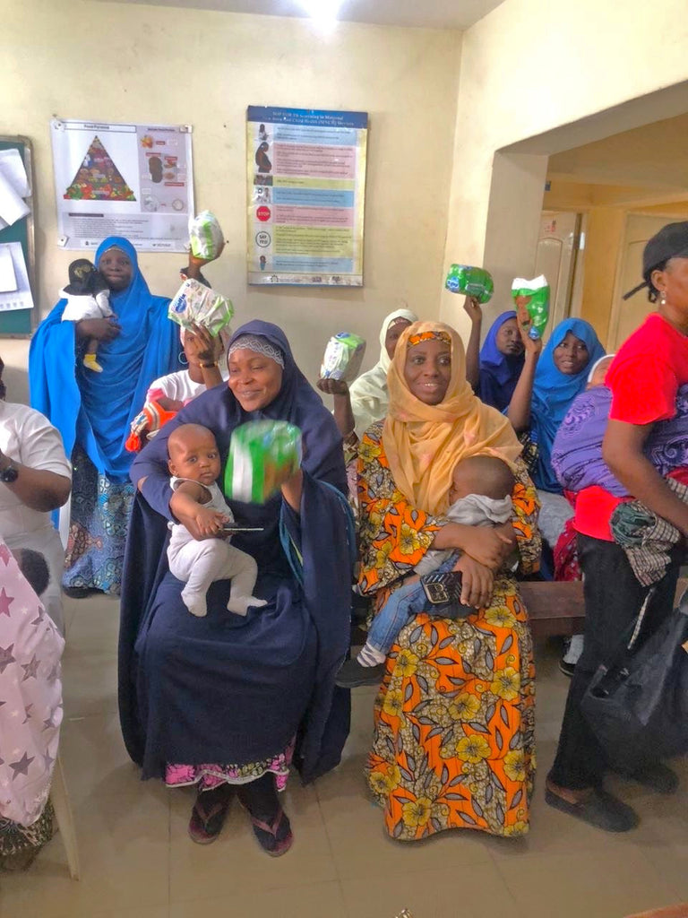 Abuja, Nigeria - Participating in Pediatric Medical Outreach Program & Mobile Food Rescue Program by Distributing Diapers to 50+ Babies & Nursing Mothers & Distributing Anti-Malaria & Anti-Typhoid Medications to 25+ Children at Local Health Center