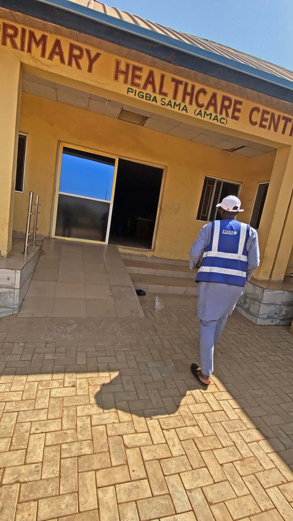 Abuja, Nigeria - Participating in Pediatric Medical Outreach Program by Treating 700+ Malaria & Typhoid Affected Sick Children & Distributing Essential Pediatric Consumable Supplies to Less Privileged Children & Nursing Mothers at Local Health Centers