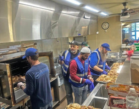 Oakland, California - Participating in Mobile Food Rescue Program by Preparing, Serving & Distributing 350+ Freshly Cooked Hot Meals with Salads, Fruits & Drinks to Local Community's Homeless & Less Privileged People