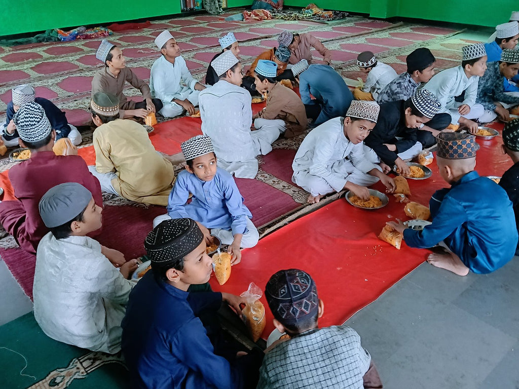 Food Distribution Activity in Hyderabad, India - Aug 13, 2026