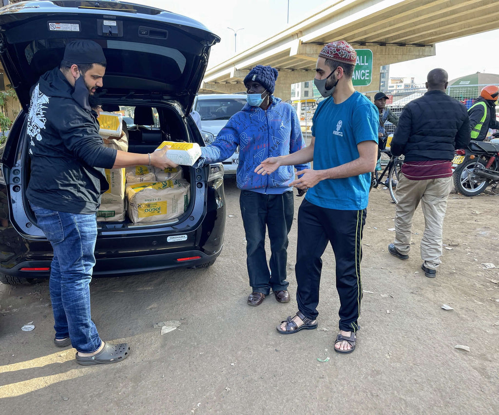 Honoring Wiladat/Holy Birthday of Sultanul Awliya Mawlana Shaykh Muhammad Al-Yaraghi ق ع & Sultanul Awliya Mawlana Shaykh Sharafuddin ad-Daghestani ق ع by Distributing 145 Meal Packs to the Local Community - KEN