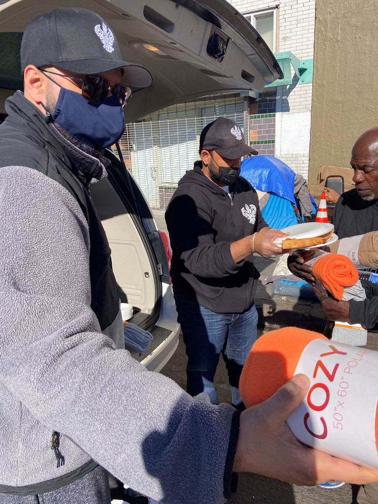 Honoring Holy Birthday of Sayida Zainab (AS) by Distributing Socks, Blankets, Pizza & Water to Homeless Community – LA