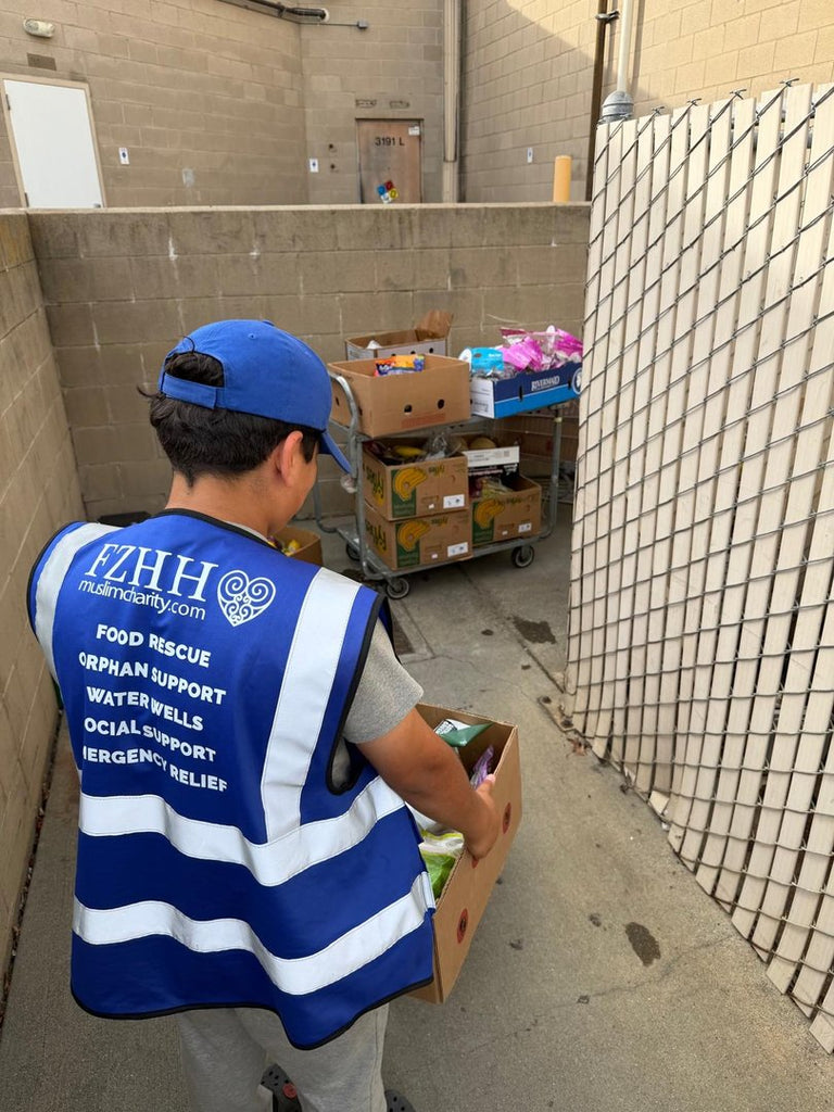 Food Bank Activity in San Francisco, California, USA - Aug 16, 2026