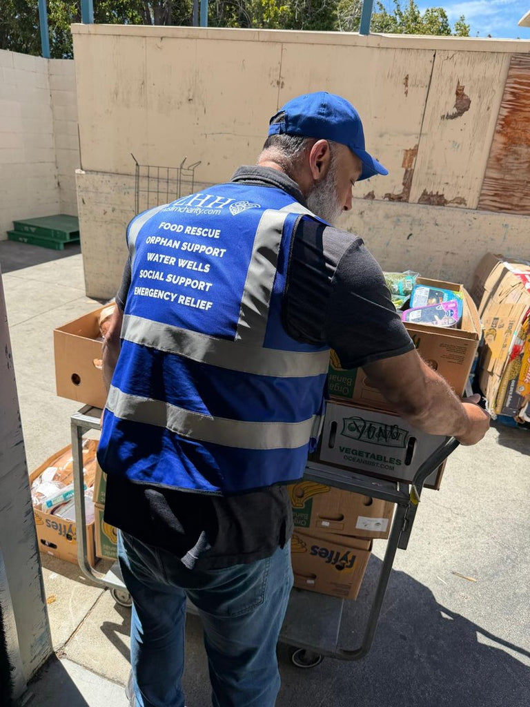 Food Bank Activity in San Francisco, California, USA - Aug 30, 2026